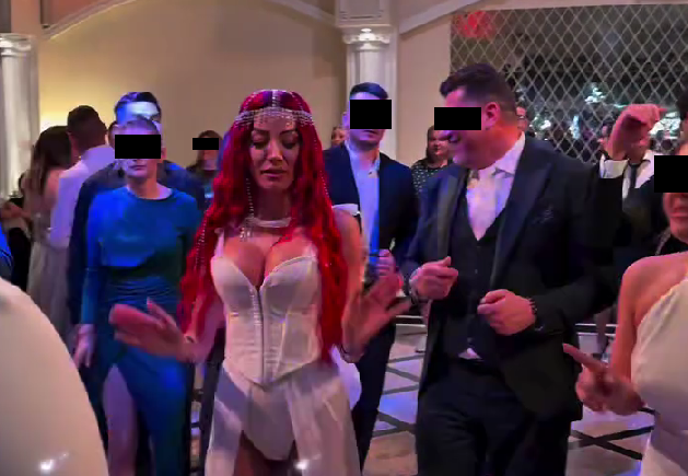 Anamaria Vaida, fosta ispită de la Insula Iubirii, dansând la o nuntă/ Sursa foto: Instagram