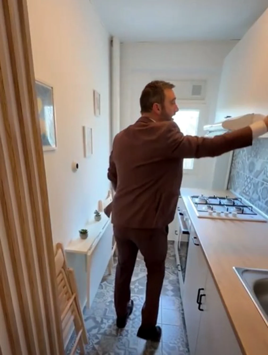Apartament cu două camere în Bucureşti, la doar 60.000 de euro. Cum arată şi unde este situat. Foto: Facebook