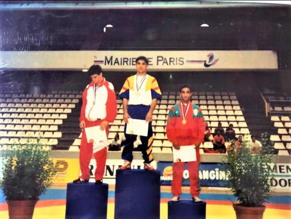 Fiica lui Costel Corduneanu face performanță în gimnastică, de la 9 ani. Elisa calcă pe urmele tatălui ei