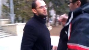 Scandal in Vaslui! Oreste a fost RETINUT de Jandarmi si dus la sectia de politie. Vezi VIDEO de la fata locului