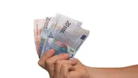 ​Salariul minim 2021 a fost majorat din luna ianuarie. Ce sumă apare în Monitorul Oficial