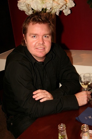 Tomas Brolin, atacantul care marca împotriva României în sfertul de coşmar cu Suedia de la CM ’94, e acum de nerecunoscut! S-a îngrăşat enorm şi s-a apucat de poker