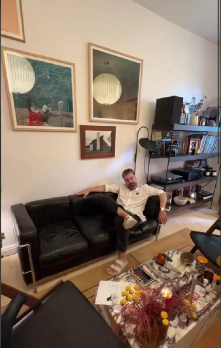 Cum arată apartamentul lui Maurice Munteanu din București. Locuința l-a costat peste 115.000 de euro