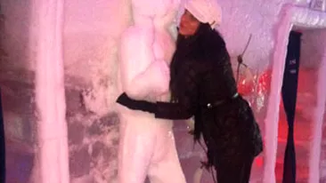 Andreea Tonciu i-a gasit inlocuitor lui Mitea! Vezi cu cine se saruta!