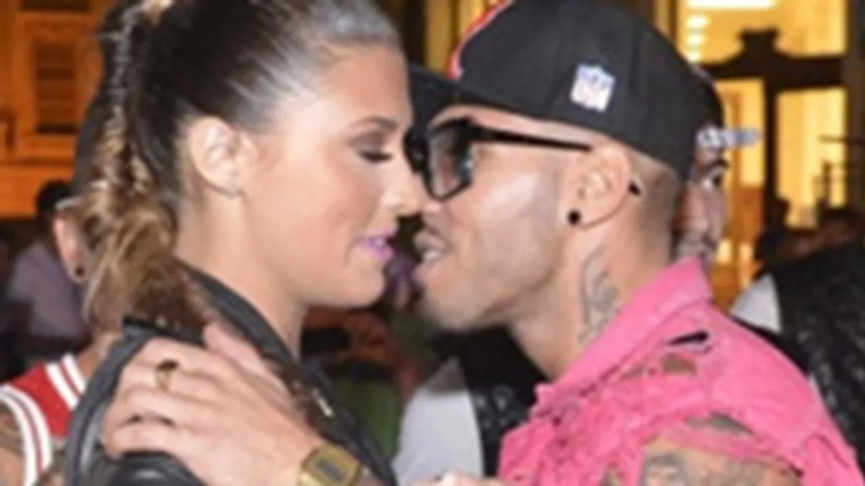 Antonia, indragostita pana peste cap de Alex Velea! Cum l-a asteptat acasa pe artist: Are multe fantezii