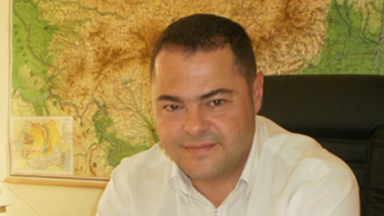 Nu e deloc gluma sau minciuna! Si-a dat doctoratul in marmote, iar acum conduce Directia Silvica Arges