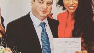 E oficial! Laurette divorţează după 10 luni de mariaj: „De când a fost închis, omul parcă a înnebunit!”