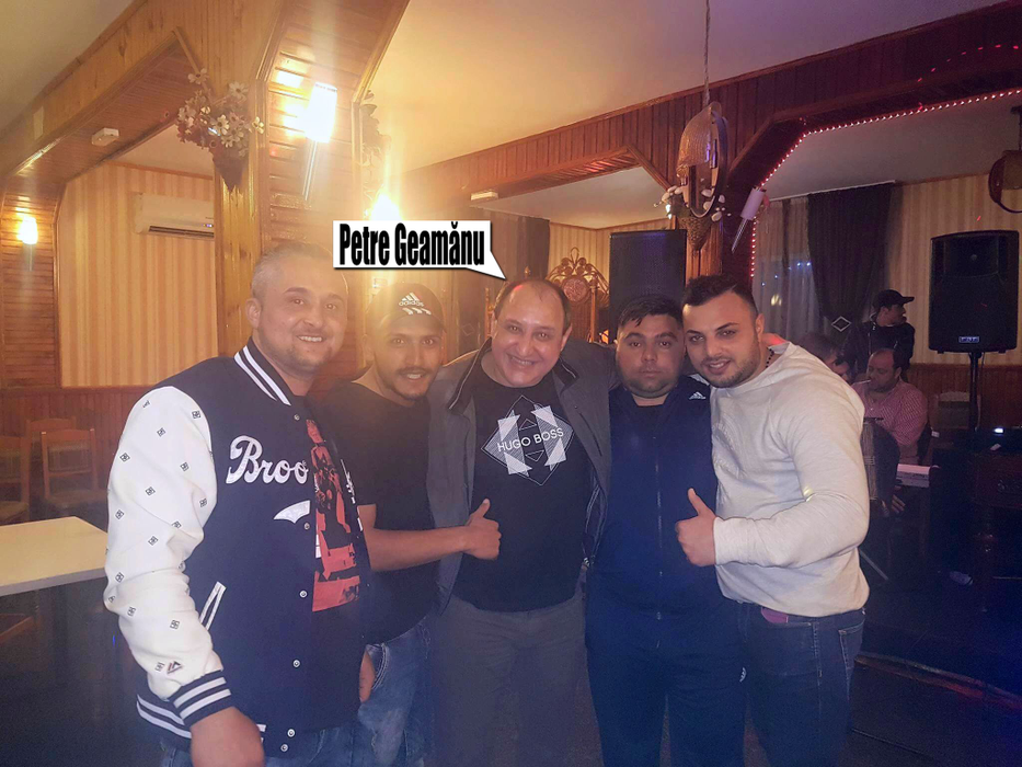 Petre Geamănu a fost întâmpinat la ieșirea din închisoare de prieteni și de lăutari