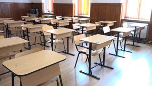 Profesorii refuză să fie înregistrați când predau la clasă! „Nimeni nu ne-a întrebat dacă suntem de acord cu filmările”