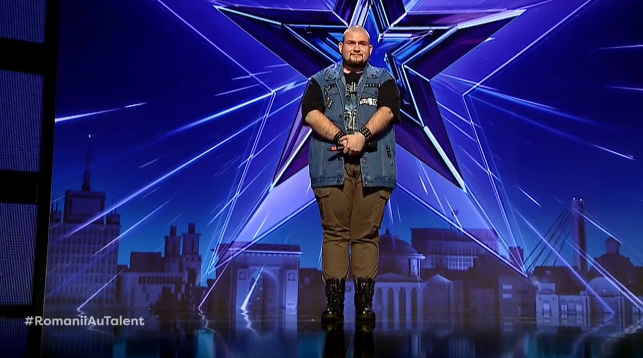 Este pentru prima data cand se intampla la Romanii au talent. Ce a facut un barbat pe scena