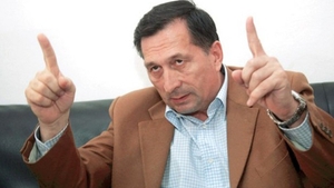 Singur si bolnav de Sarbatori! Ion Craciunescu, rapus de o boala crunta. Vezi ce a patit fostul mare arbitru