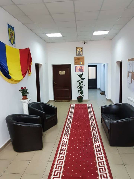 Primăria din Pietroșița este condusă de un audeclarat "cetățean de onoare"