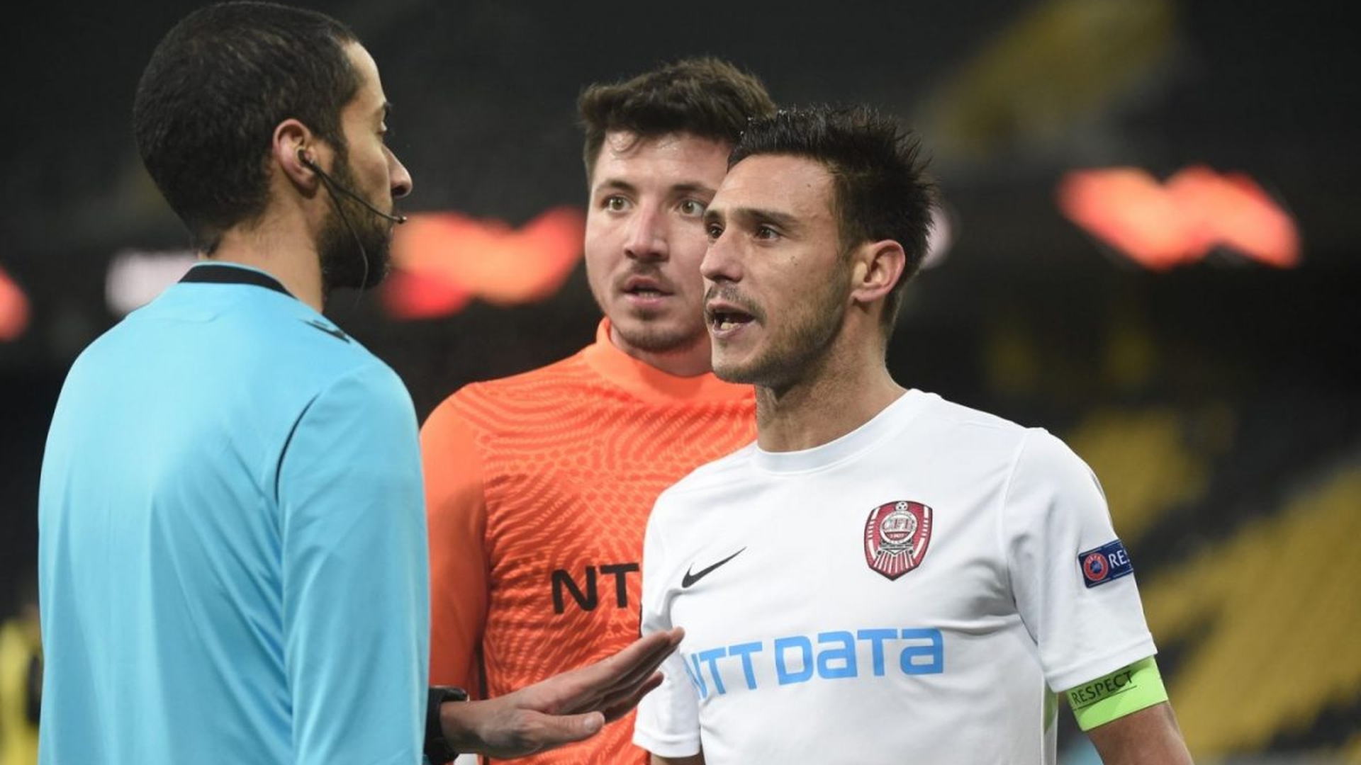 Camora a pus tunurile pe centralul francez după eliminarea din Europa League: „A fost penibil!”