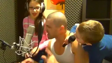 Pavel Stratan a pierdut 20.000 de euro din cauza fiului sau! A vrut sa rupa piata muzicala cu pustiul de patru ani, dar a dat chix