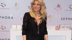 Nici nu spui că e mămică! Shakira arată senzaţional la doar două luni de la naştere!