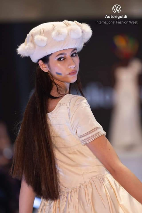 Raisandra, solidară cu poporul ucrainean la “Milano Fashion Week”. Gestul de suflet pe care l-a făcut pe scenă, în timpul defilărilor și reprezentațiilor | FOTO + VIDEO