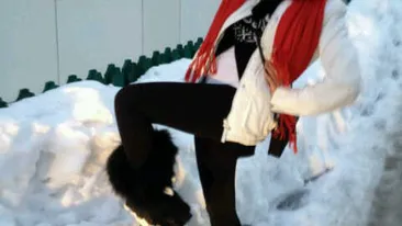 Planuri serioase la implinirea a 28 de ani: “Anul asta ma marit si fac un copil!” Vezi ce cantareata vrea anul asta o familie!