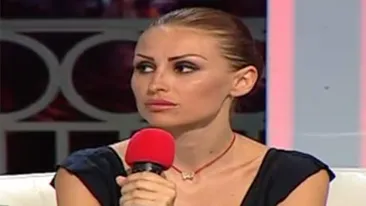 Lucrurile se complica! Roxana ex-Trident a avut un scandal in parc si cu iubitul ei, fostul sot al Oanei Frigescu