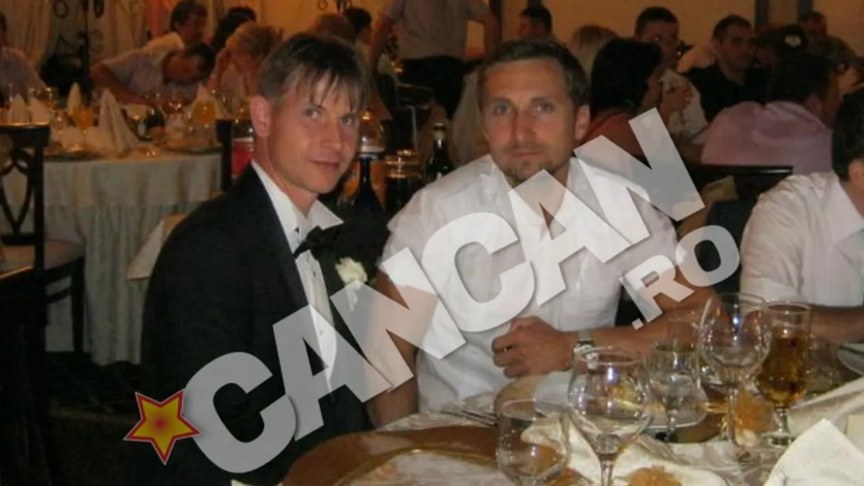 Credeati ca Razvan Simion este fratele lui Dani Otil. Iata prima poza cu adevaratul sau frate! Dorin este opusul meu! Este harnic sI priceput la toate!