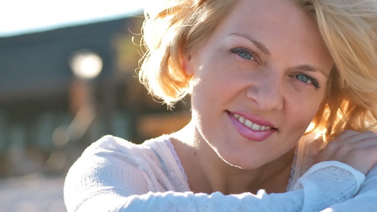 Prima fotografie cu bebelusul Danei Nalbaru! Cantareata l-a protejat