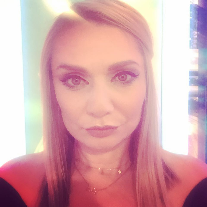 Cristina Cioran, prima apariție în calitate de prezentatoare la “Acces Direct”. Ce ținută a ales și care a fost mesajul transmis