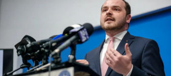 „Întâi cabinetele private, apoi spitalele de urgență!” Acuzațiile lui Rogobete despre banii din Sănătate