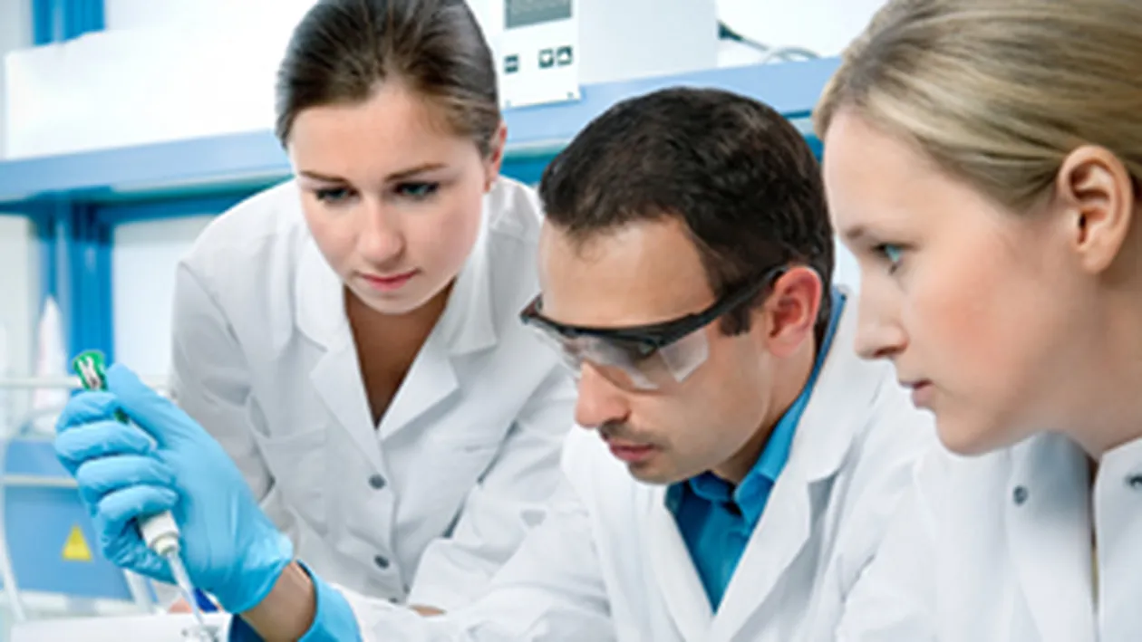 In Romania mor sase femei pe zi din cauza cancerului de col uterin