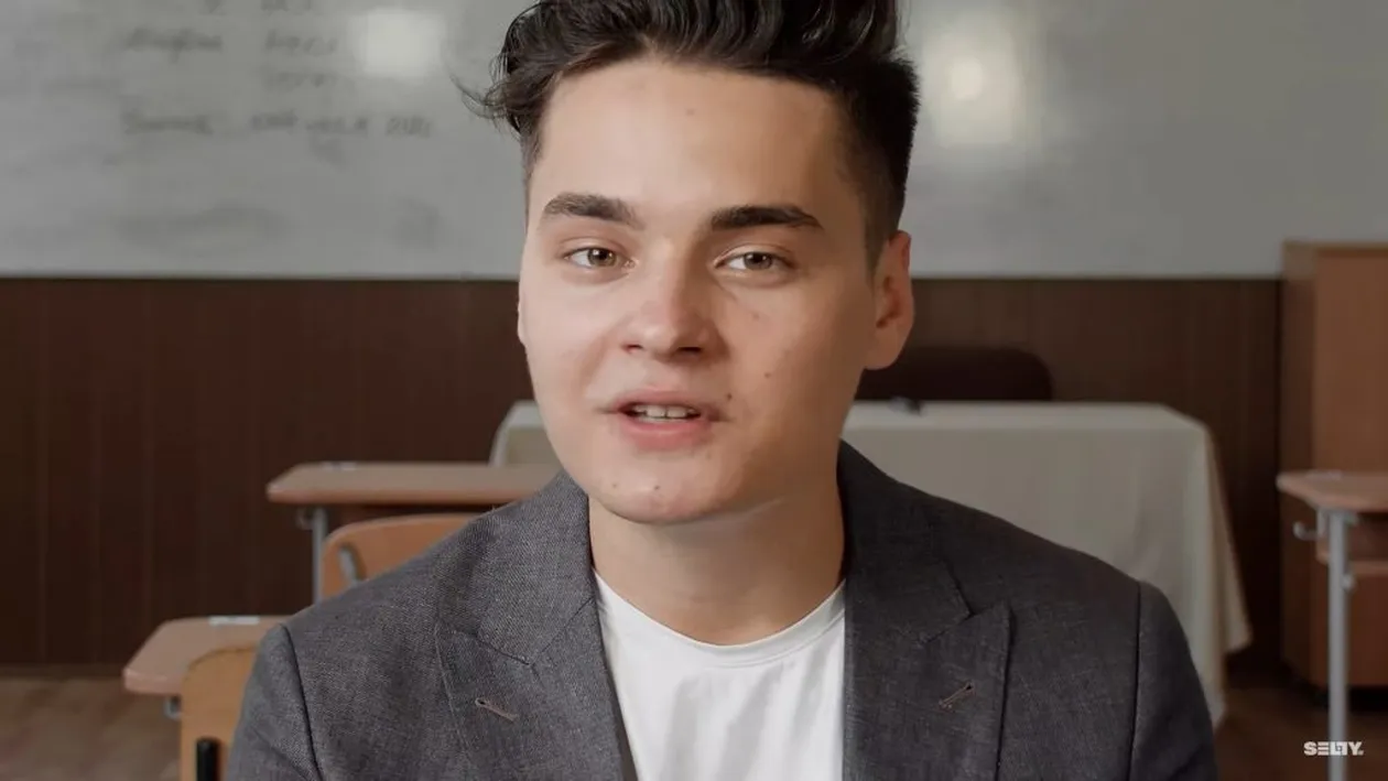 Selly își lansează de Ziua României propriul show de dezbatere. Cum arată mega-platoul din care va modera emisiunea