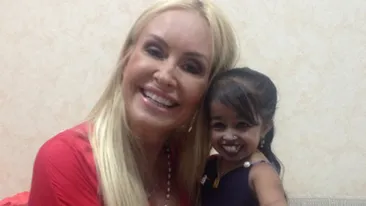 Vica Blochina, mandra nevoie mare! Uite cu cine s-a pozat frumoasa blonda