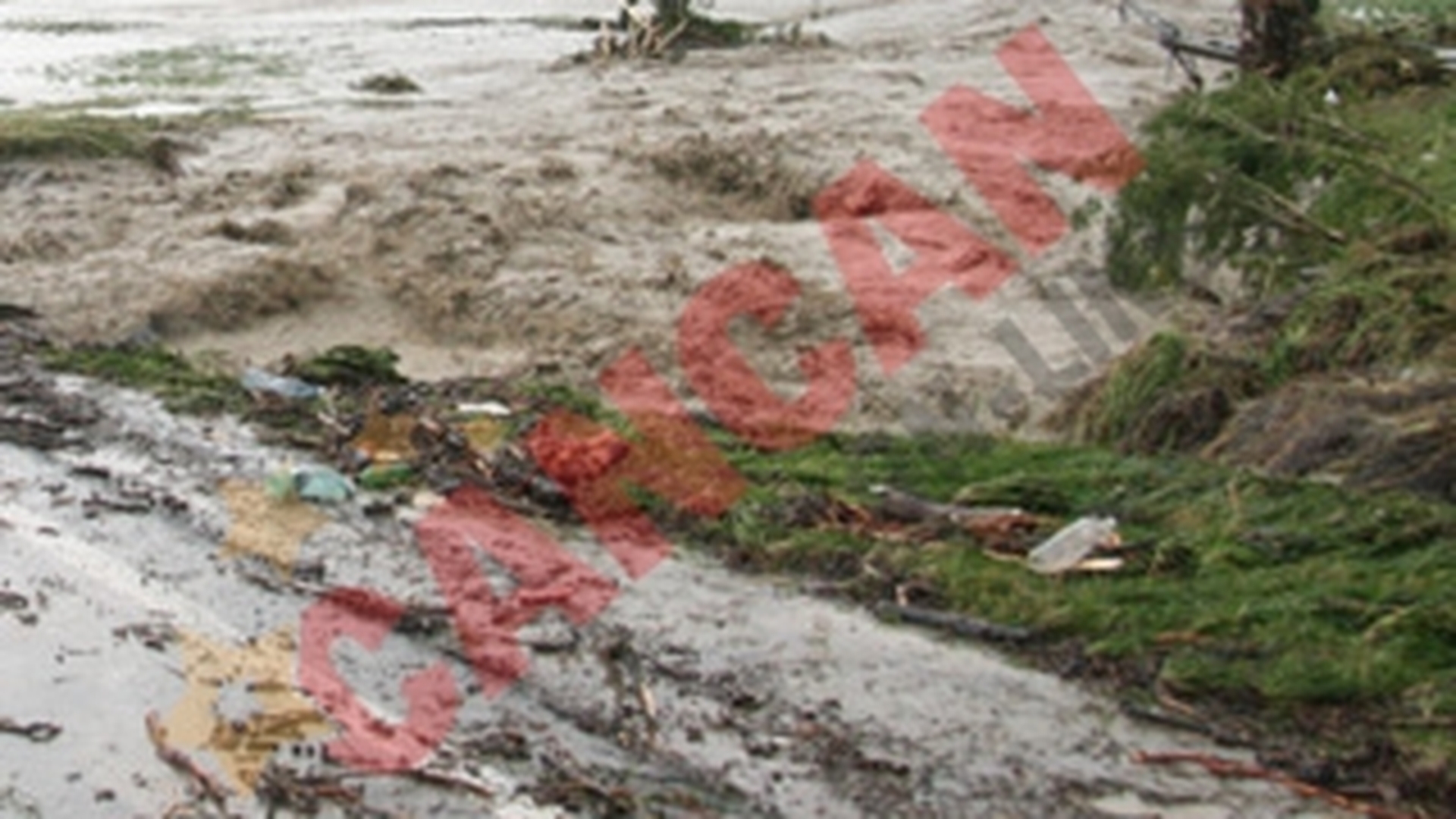 COSMARUL CONTINUA! Avertizare de cod galben de inundatii in Moldova