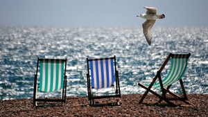 Vești bune pentru românii care nu au plecat încă în concediu! Vacanțele la mare se ieftinesc cu până la 70%