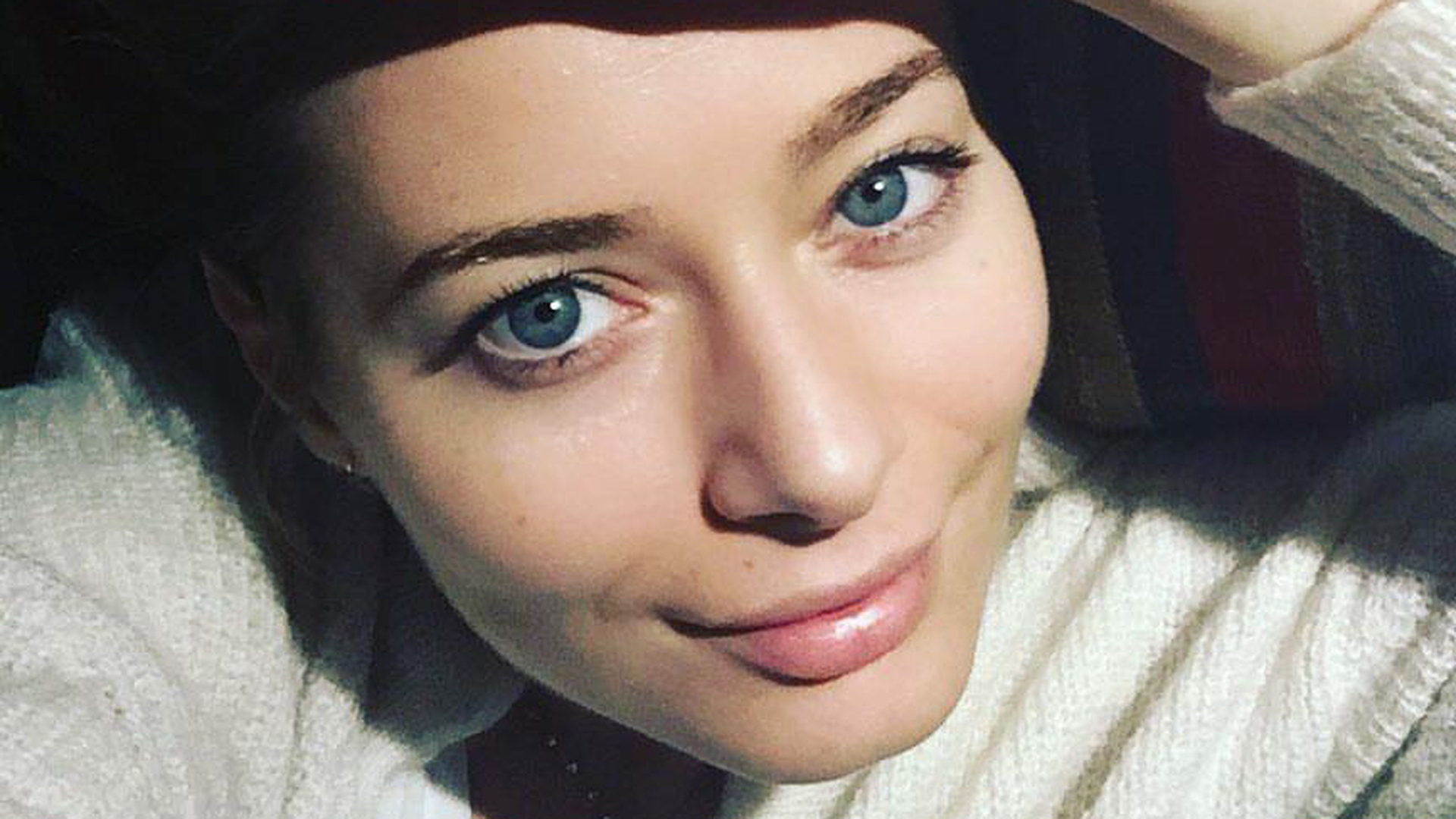 LAURA COSOI, declaraţie de dragoste de Ziua Naţională: „Te iubesc ca pe...“