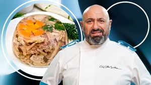 Cum face Cătălin Scărlătescu piftia de Crăciun. Rețeta lui are un ingredient secret