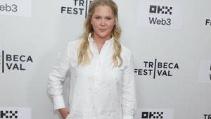 Amy Schumer, salvată de simțul umorului în toiul divorțului: „Stați la rând, băieți!”