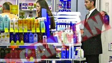 Cu garda de corp inarmata, in farmacie