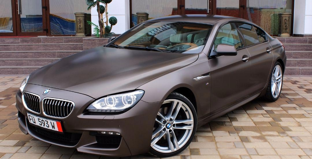 Mia s-ar fi ales cu un BMW, seria 6, model 640