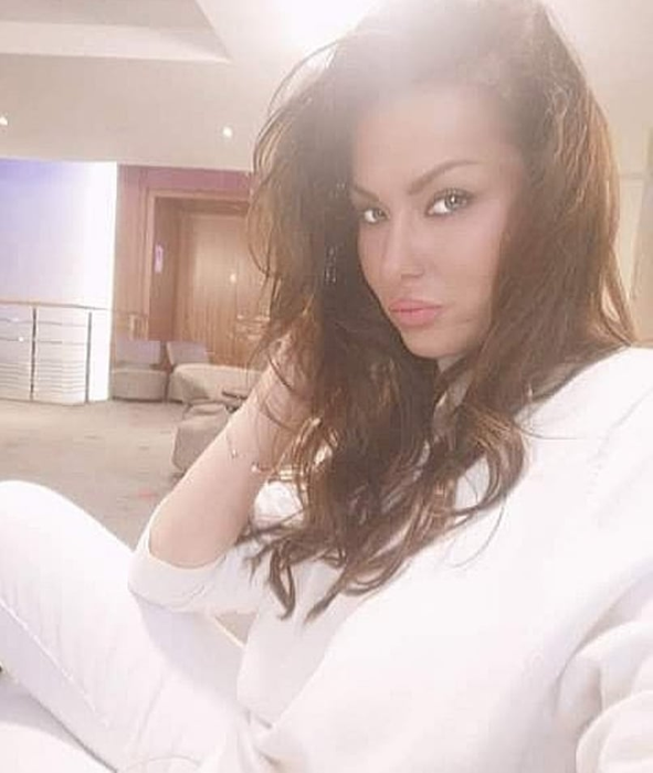 Simona Sensual vrea și un copil al ei și se gândește chiar la inseminare in vitro (Foto: Facebook)