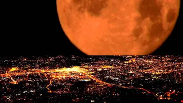 Fenomen astrologic extrem de rar! Cea mai mare SuperLuna din ultimii 70 de ani va fi vizibilă în 14 noiembrie!