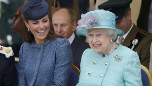 Kate Middleton a gafat din nou! Prințesa de Wales a editat o poză cu regina Elisabeta