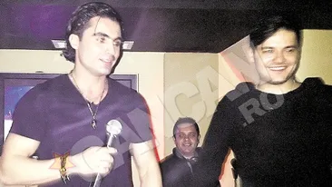 Au facut spectacol la petrecerea privata a concurentilor. Pepe si Varciu au cantat pentru Vocile Romaniei