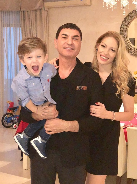 Primele imagini de la petrecerea dată în ziua eliberării lui Cristi Borcea. El și Valentina Pelinel au stat tot timpul îmbrățișați