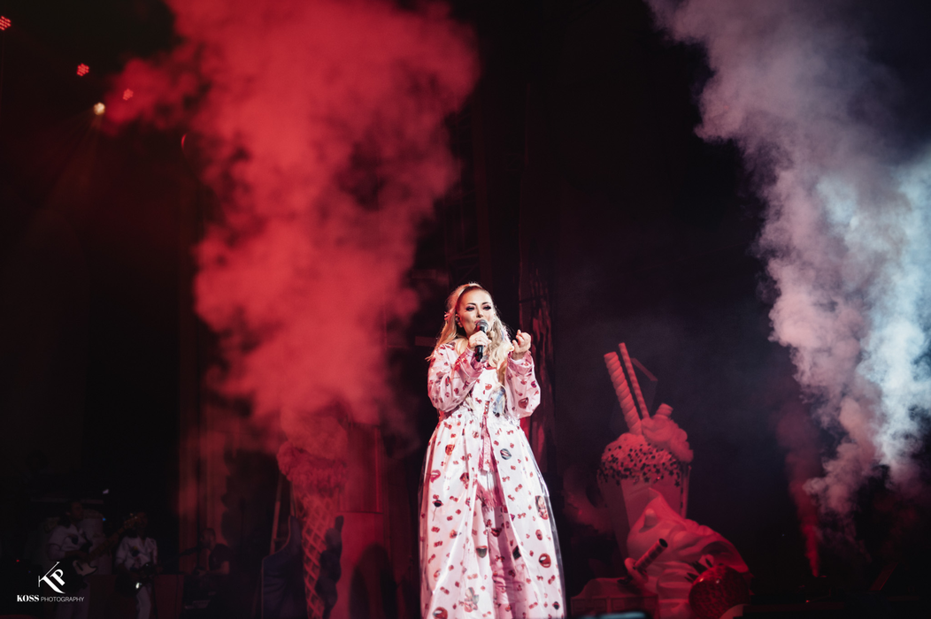 După ce a fost criticată că nu devine artistă internațională, Delia a luat atitudine! Primul oraș de peste hotare unde duce show-ul “Acadelia”