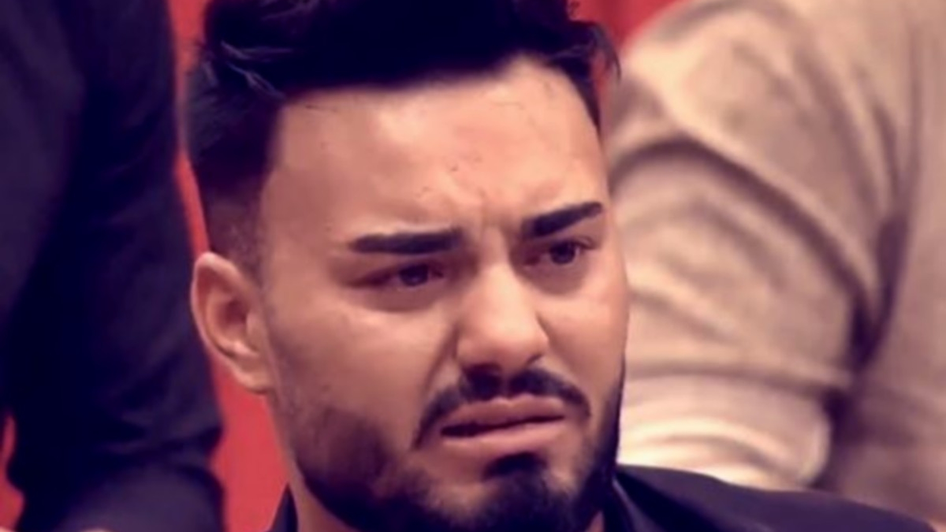 Jador, în lacrimi pe rețelele de socializare! Manelistul și-a îngrijorat fanii: „Îmi pare rău că mi-ați trimis...”