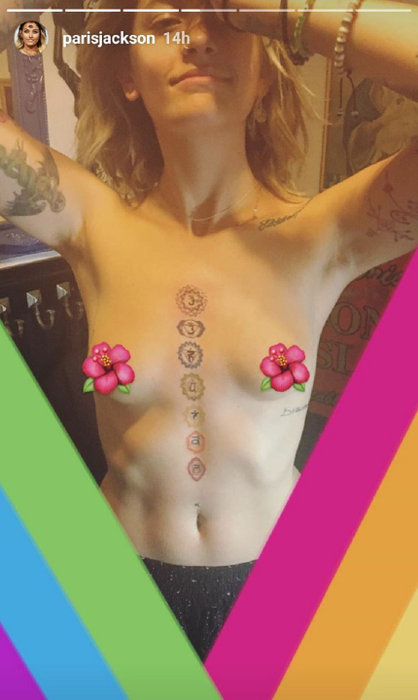 PARIS JACKSON a pozat goală! Fiica lui Michael Jackson a arătat tuturor noul tatuaj din zona intimă