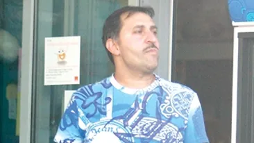 Gabi Athos: Nu stiu ce s-a intamplat cu Vali Vijelie! A intrat peste noi in casa si a vrut sa ne loveasca!