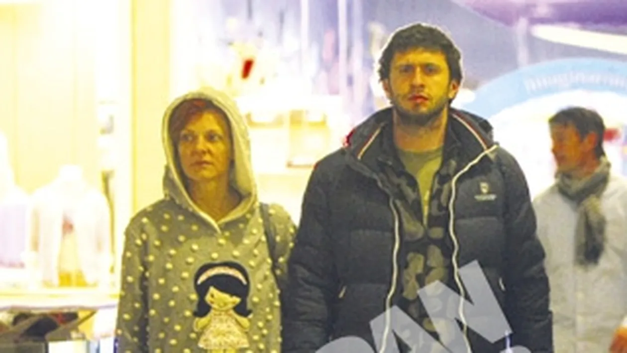 Se imbraca dupa ureche! Poza saptamanii! Ia uite in ce haine a iesit Dana Nalbaru la mall!