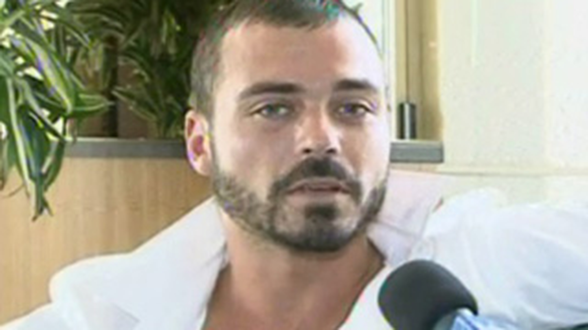 VIDEO Burlacul Edward Popescu, despre noua lui "cucerire": "Am cunoscut-o la mare. Nu o aventura vulgara"