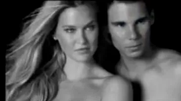 VIDEO Rafael Nadal si Bar Refaeli, intr-un pictorial sexy. Fosta iubita a lui Leo DiCaprio, in sanii goi!