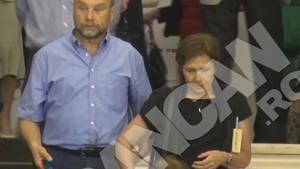 Fostul ministru Dudu Ionescu, in IPOSTAZE rare! Si-a scos sotia in oras si au facut ASTA!