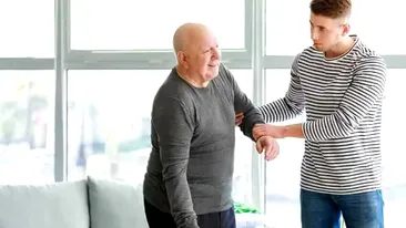 Ce a pățit un pensionar de 82 de ani din Spania, după ce a angajat un tânăr român ca să aibă grijă de el